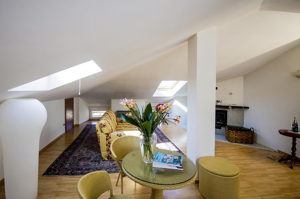 Hotel San Gerolamo Vercurago Extérieur photo